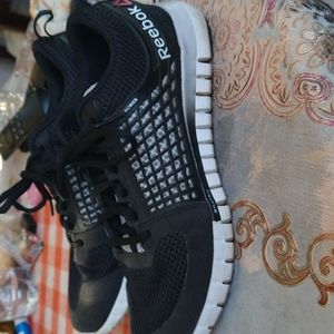 Reebok Zquick Nanoweb size w 7.5